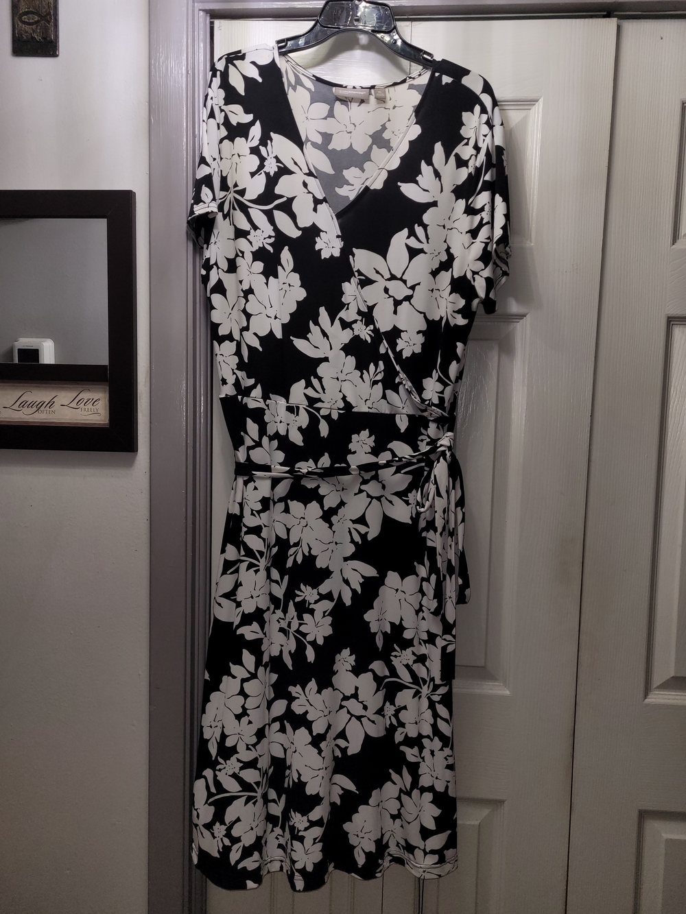 croft & barrow Black and White Floral Wrap Maxi Dress